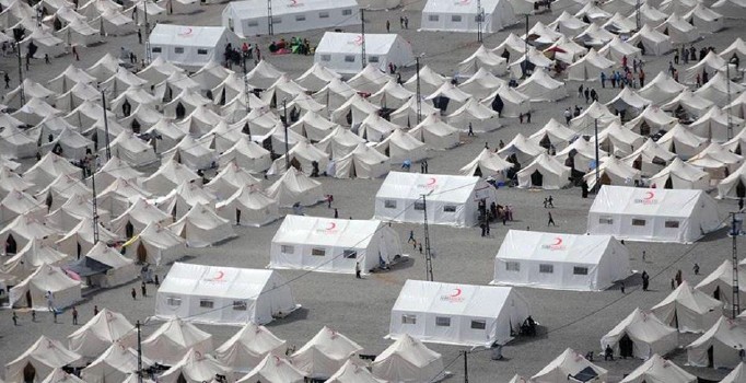 Kızılay'dan Halep'ten tahliye edilenler için 10 bin çadırlık altyapı hazırlığı