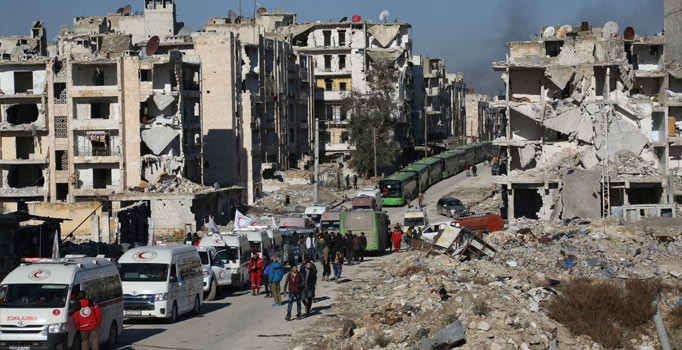 Rusya'dan flaş Halep açıklaması: 6 binden fazla kişi tahliye edildi