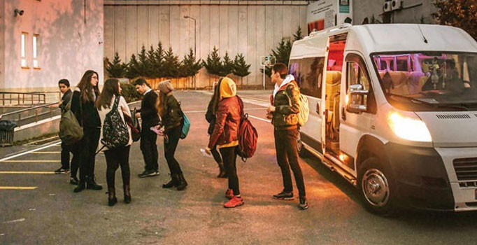 İTÜ'lü akademisyenler: Saatler yerine okulları ileri alalım