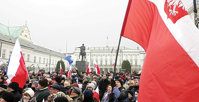 AB yanlıları meclisi bastı, vekiller mahsur kaldı