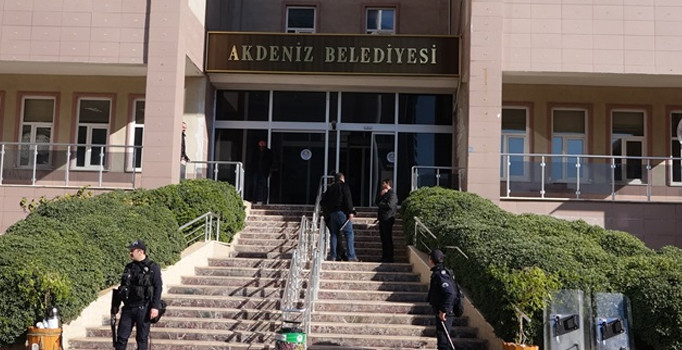 HDP’li Akdeniz Belediyesi’ne kayyum atandı | Son dakika haberleri