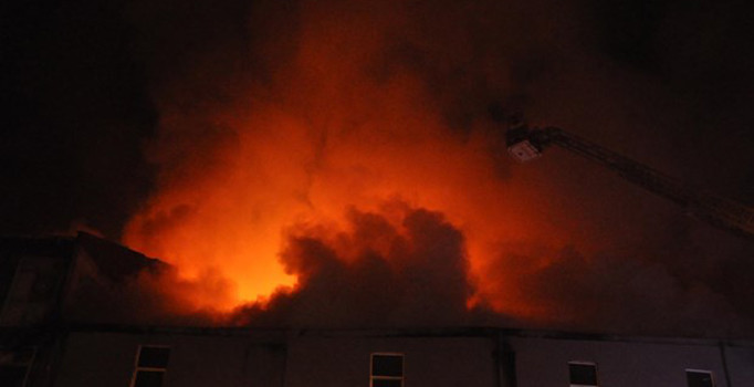 Mardin’de meydana gelen ev yangında 2 kardeş hayatını kaybetti