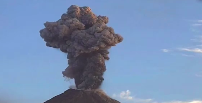 Meksika'da Colima Yanardağı faaliyete geçti