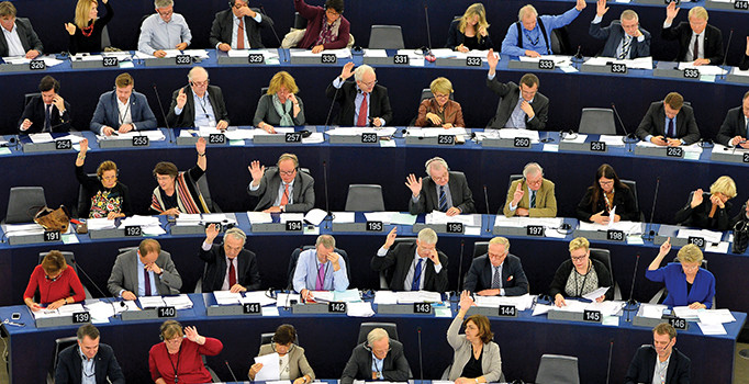 Doç. Dr. Sinem Akgül Açıkmeşe yazdı: Türkiye-AB katılım sürecinde yolun sonu mu?