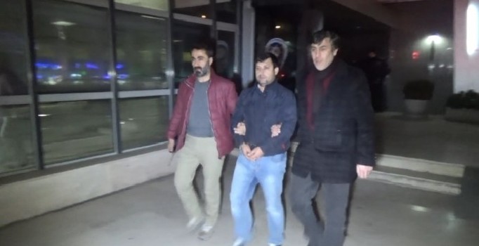 Bursa’da FETÖ iddiasıyla 600 bin liralık dolandırıcılık