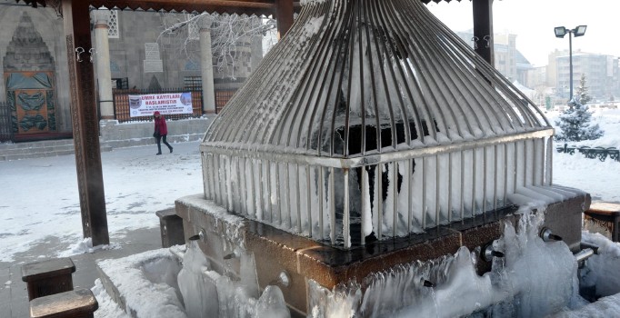 Doğu'da soğuklar Antartika'yı geçti