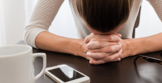 Sosyal medyaya bağımlılık psikolojik sorunlara yol açıyor