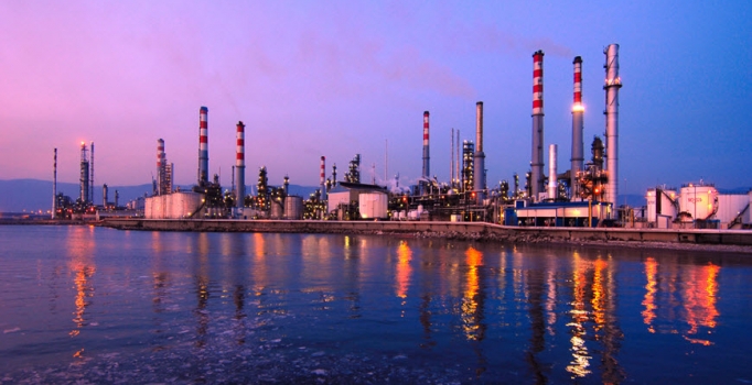 Petrol fiyatları bu hafta da düşecek mi?