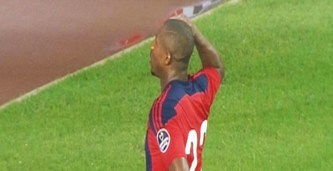 Beşiktaş'ın maçına 'Asker 
Selamı' damga vurdu