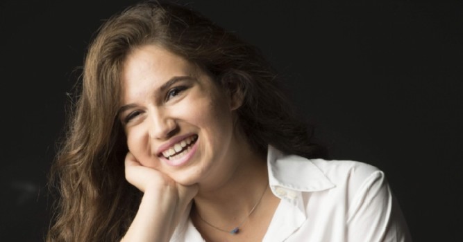 Youtube fenomeni Ece Mumay ilk konserini verecek