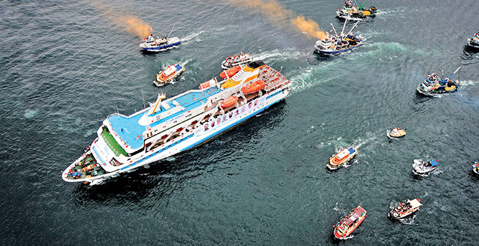 Prof. Dr. Berdal Aral yazdı: Devletlerin menfaati mi hak arayışı mı?