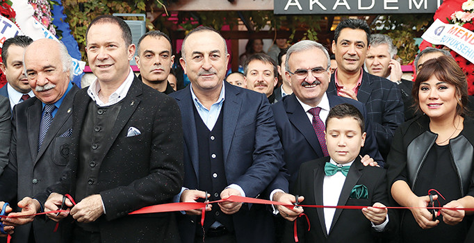 Müzakere, Esad’ı kabul anlamına gelmez