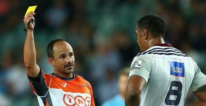 Futbolda bir devrin sonu! Hakemle sadece takım kaptanları konuşacak