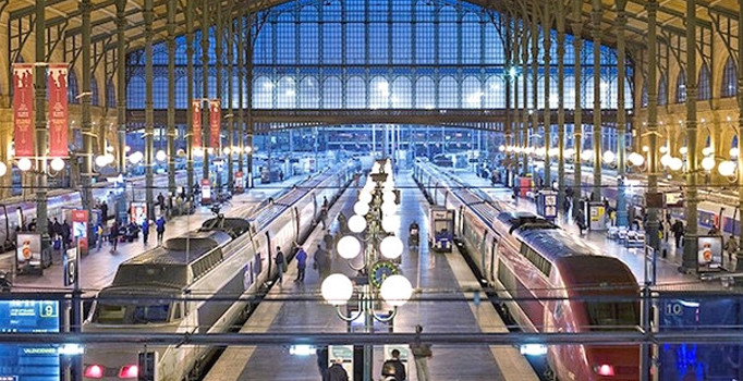 Rusya'nın başkenti Moskova'da bomba alarmı! 3 istasyon boşaltıldı | Son dakika haberleri