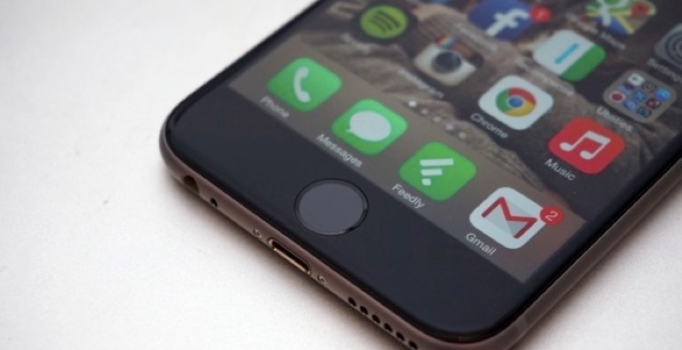 iPhone 6s satış tarihi belli oldu