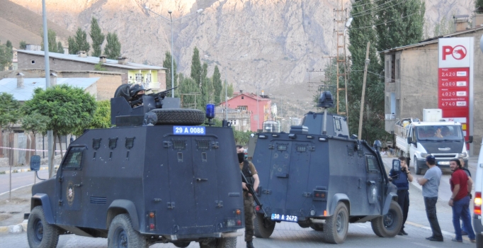 Siirt'te komando tugayına 
silahlı saldırı