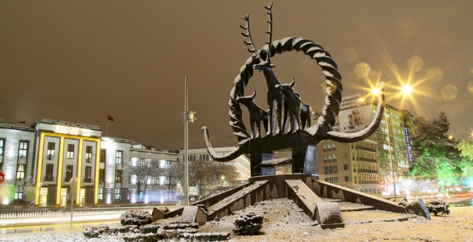 Ankara'da yarın okullar tatil! Valilik az önce açıkladı | 30 Aralık Cuma