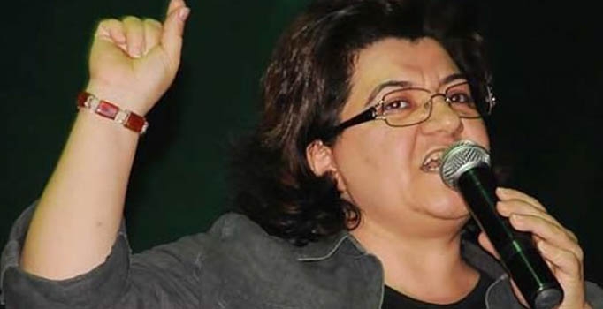 Emine Ayna: Silahlı 
mücadele veriyoruz