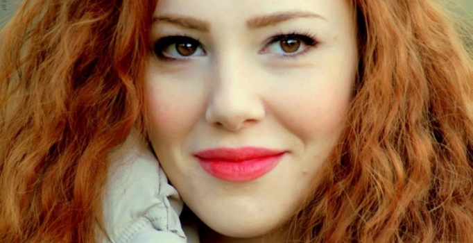 Kiralık Aşk'ın Defne'si Elçin Sangu annesinin fotoğrafını paylaştı