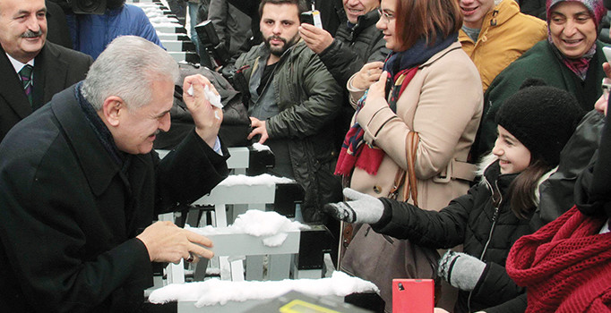 Emekliye en az 300 lira