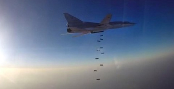 Rus savaş uçaklarından El Bab’da risk temizliği