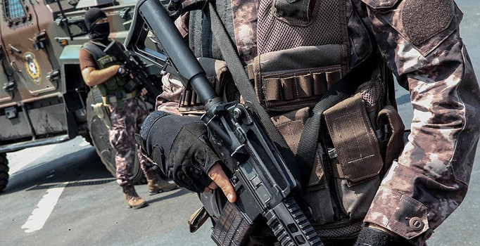 Zeytinburnu ve Kuruçeşme'de Reina saldırganı aranıyor | Son dakika haberleri