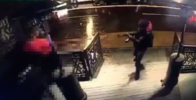 İşte Reina'ya saldıran terörist: İçeri girerken yeni görüntüleri ortaya çıktı | Video