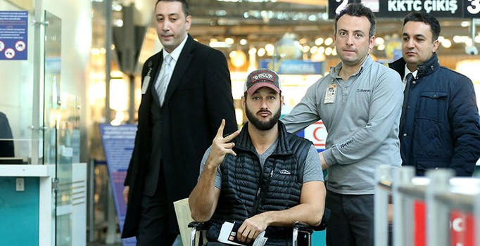 ABD'li Raak, Reina'daki saldırıdan nasıl kurtulduğunu anlattı