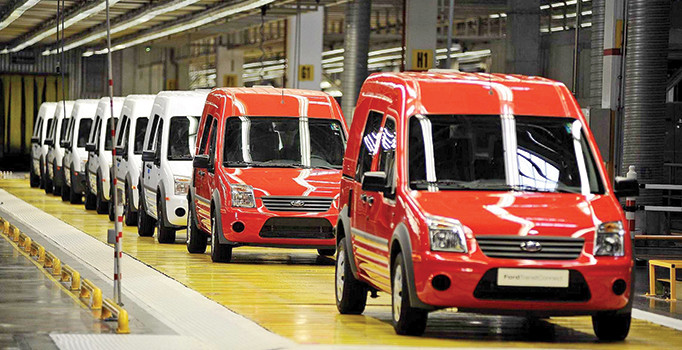 Sanayiyi elektrik çarptı