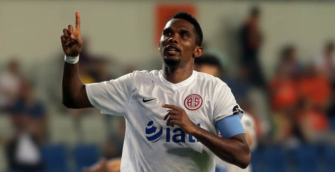 Eto'o, Antalyaspor'u sırtladı