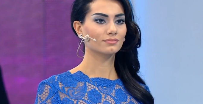 Nur Bozar hamile olduğunu Instagram'dan duyurdu