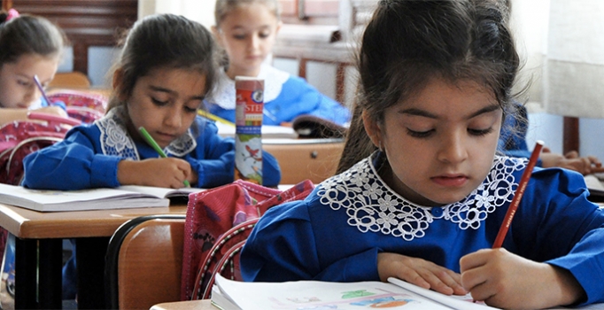 Okullara 2 hafta tatil, dönem 
sonuna mı eklenecek?