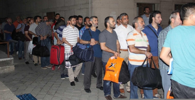 FETÖ itirafçısı polis: Evini satıp Bank Asya'ya yatırana hac sevabı var dediler