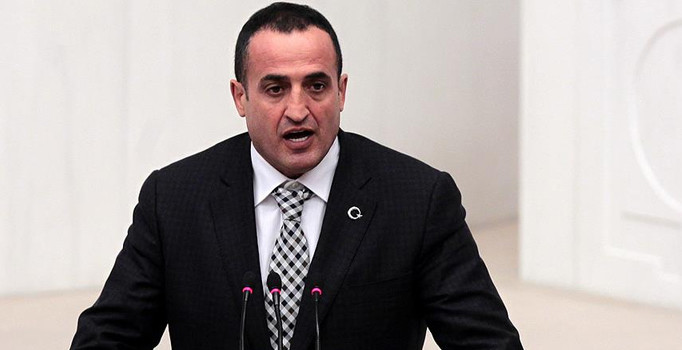 MHP'li Atila Kaya Genel Başkan Yardımcılığı'ndan istifa etti Son