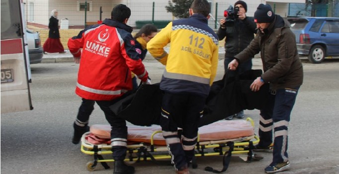 83 yaşındaki kadın 4'üncü kattan atlayarak intihar etti