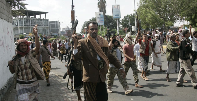 Yemen Hadramevt'te milletvekilinin iki oğlu vuruldu