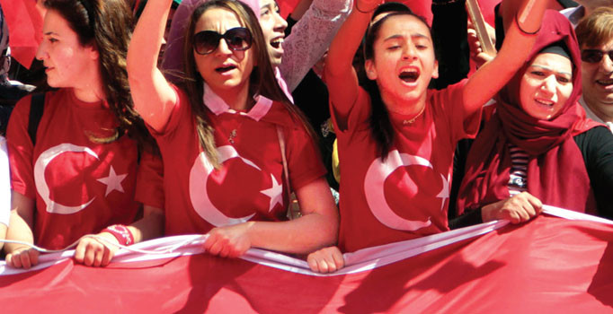 Mehmet Akif Okur Yazdı: İbn Haldun olsaydı nasıl bir anayasa isterdi?