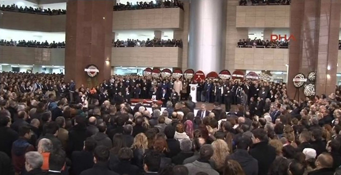 İzmir şehitleri için tören düzenlendi | Son dakika haberleri