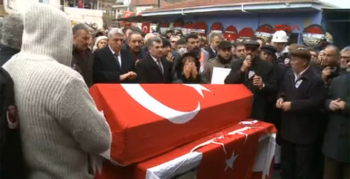 Şehit polis Fethi Sekin ile adliye çalışanı Musa Can son yolculuğuna uğurlandı