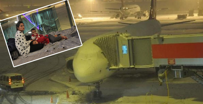 Kar nedeniyle uçuşlar iptal oldu, yolcular mahsur kaldı