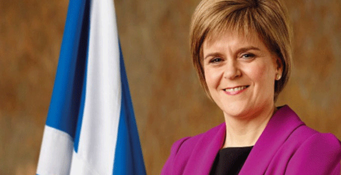 İngiltere'ye İskoç tehdidi: Blöf yaptığımı sanıyorsa...