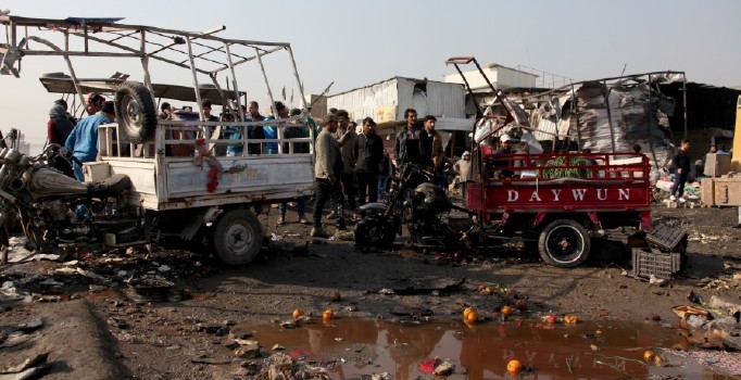 Bağdat'ta peş peşe bombalı saldırılar meydana geldi