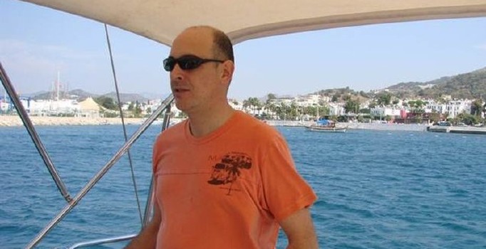 Oğlunun gönderdiği bombalı pakette ağır yaralanan baba konuştu