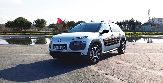 C4 Cactus tüketimi ve tarzıyla dikkat çekiyor