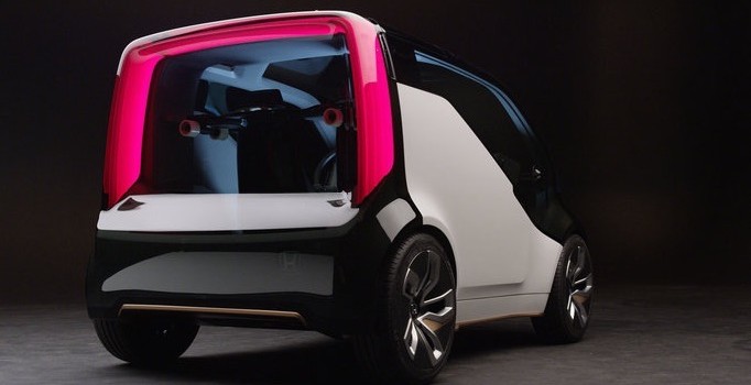 Tekerlekli zeka Honda NeuV