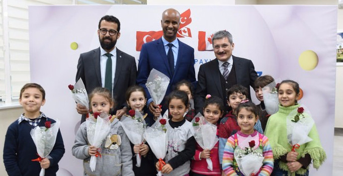 15 Temmuz'da gönüllü nöbet tutan Kanadalı vekil Hussen bakan oldu