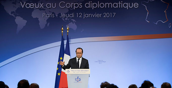 Hollande: Suriye barış görüşmeleri BM bünyesinde gerçekleşmeli