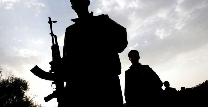 Aranan 3 PKK'lı teslim oldu