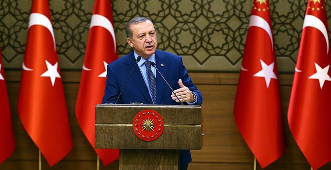 Erdoğan Meclis'teki kavgayı değerlendirdi: O kürsü yıkmak için oraya konmadı