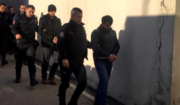 Sakarya'da FETÖ soruşturmasında 19 polis adliyeye sevk edildi